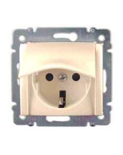 Розетка Legrand Valena 774322