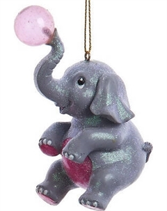 Елочная игрушка Kurt S. Adler Christmas 2024. Слон жует жевачку / D4427_1 Kurt s. adler