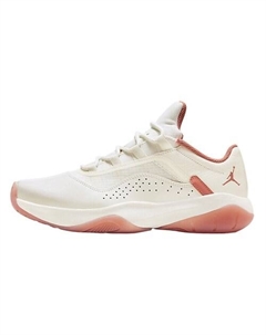 Кроссовки для женщин Air 11 CMFT Low Nike