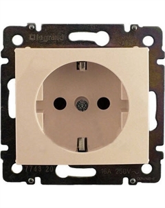 Розетка Legrand Valena 774122