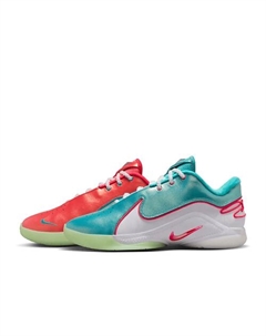 Кроссовки спортивные LEBRON XXII XMAS Nike